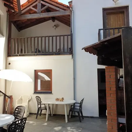 Casa Do Rio 1 *