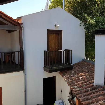 Casa Do Rio 1 *